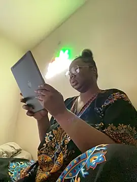 DamnBubbles online show from 13, 3, 2026