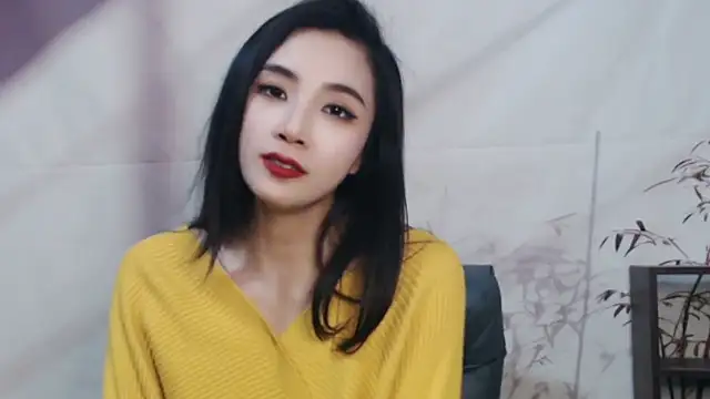 Snapshot of xiaotiantian-76 chatting on 10, 1, 2025 xiaotiantian-76 online show from 10, 1, 2025