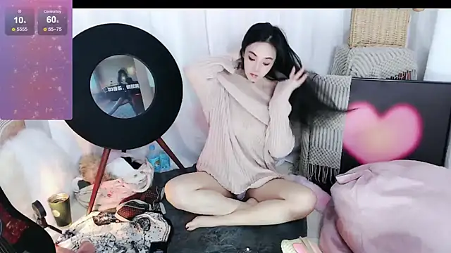 Snapshot of xiaotiantian-76 chatting on 9, 10, 2025 xiaotiantian-76 online show from 9, 10, 2025