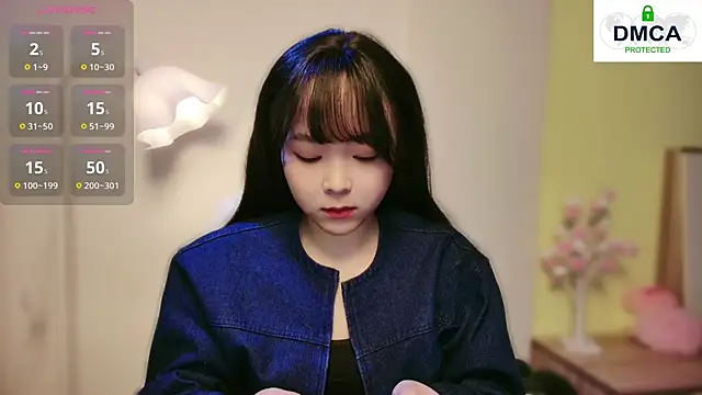 Snapshot of Chenjing0 chatting on 5, 1, 2025 Chenjing0 online show from 5, 1, 2025