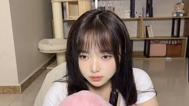 Snapshot of Chenjing0 chatting on 7, 10, 2025 Chenjing0 online show from 7, 10, 2025