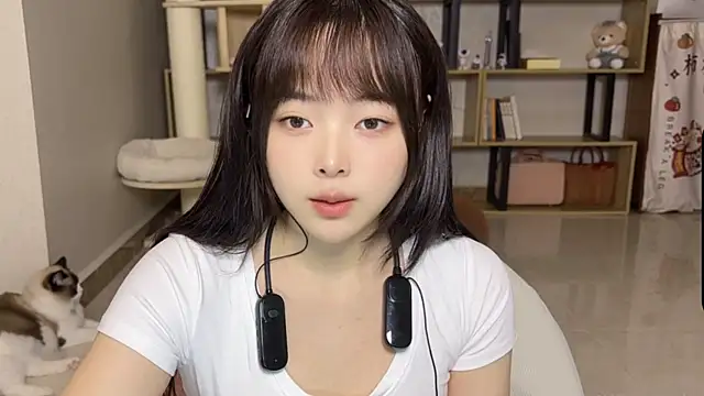 Snapshot of Chenjing0 chatting on 10, 10, 2025 Chenjing0 online show from 10, 10, 2025