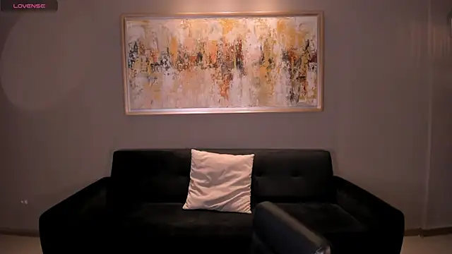 NiaSalvatore online show from 14, 3, 2026