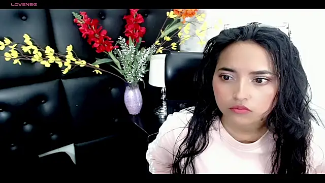 Carolaine01 online show from 7, 2, 2025