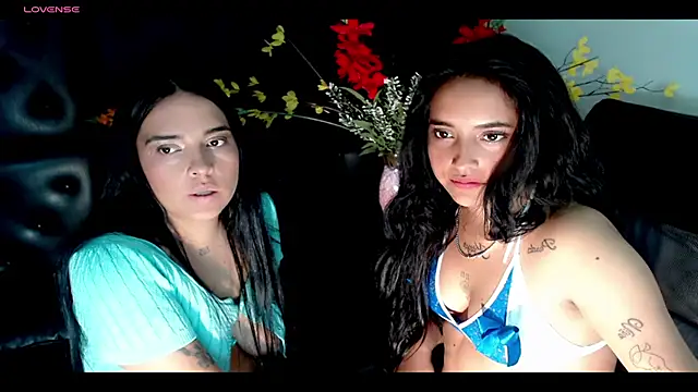 Carolaine01 online show from 1, 3, 2025