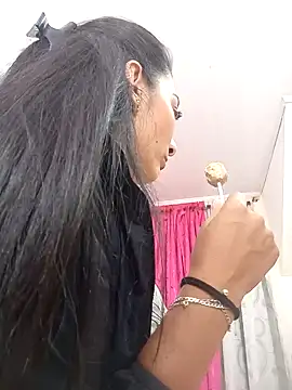 BELLA--26 online show from 2, 2, 2025