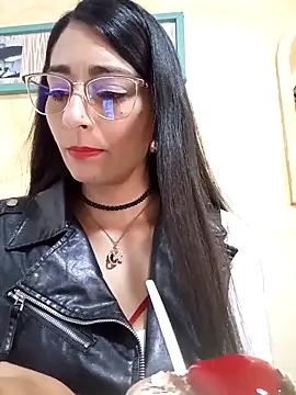 BELLA--26 online show from 27, 2, 2025