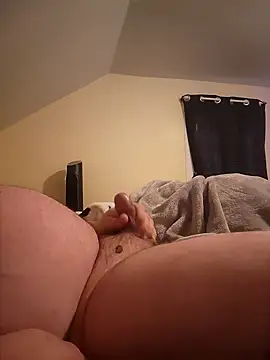 Snapshot of thickdaddy10 chatting on 5, 2, 2025 thickdaddy10 online show from 5, 2, 2025