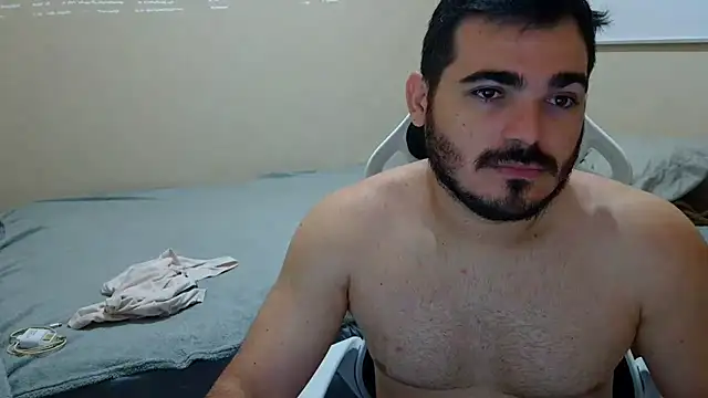 Snapshot of camillebr chatting on 20, 3, 2025 camillebr online show from 20, 3, 2025