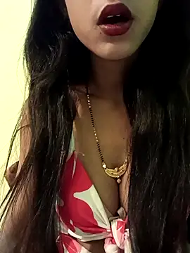 Stripper Maahi online show from 2, 3, 2025