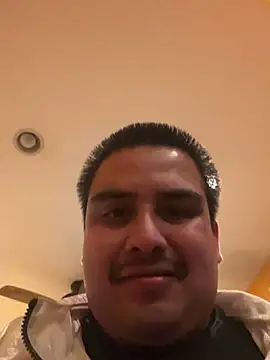 Snapshot of LA_cloudzzpnp chatting on 2, 1, 2025 LA cloudzzpnp online show from 2, 1, 2025