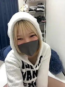 Hikaru-chan online show from 22, 3, 2025