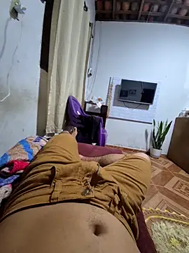 Snapshot of safadinho318 chatting on 21, 12, 2025 safadinho318 online show from 21, 12, 2025