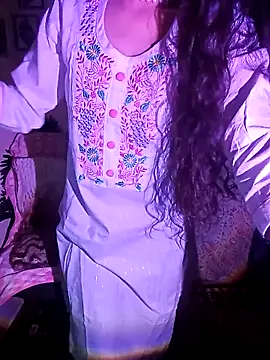 Angelnirvanaa online show from 6, 11, 2025