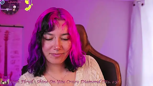 Snapshot of _zephyr_ chatting on 27, 9, 2025  zephyr  online show from 27, 9, 2025