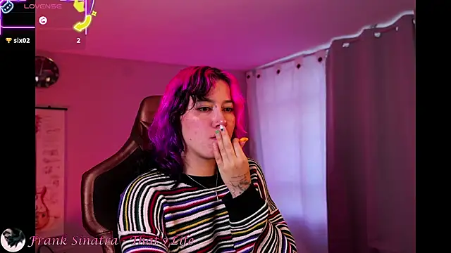 Snapshot of _zephyr_ chatting on 2, 11, 2025  zephyr  online show from 2, 11, 2025