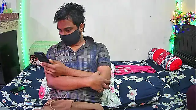 Hot Nila online show from 7, 2, 2026