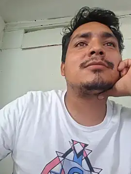 Snapshot of ikkyh2rj chatting on 7, 1, 2025 ikkyh2rj online show from 7, 1, 2025