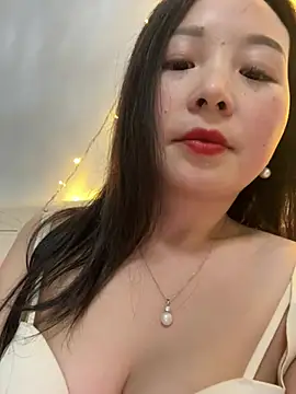 SSSniang- online show from 8, 2, 2025