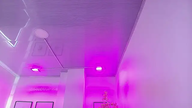 Arianna sweeet online show from 7, 2, 2026