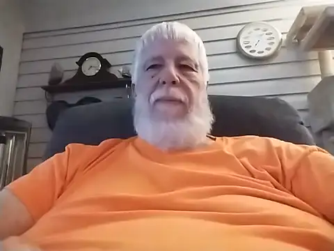 Snapshot of Futura_intx chatting on 6, 6, 2026 Futura intx online show from 6, 6, 2026