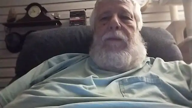 Snapshot of Futura_intx chatting on 9, 7, 2026 Futura intx online show from 9, 7, 2026