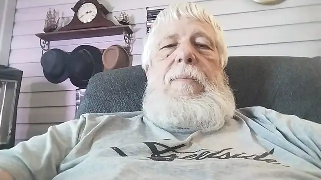 Snapshot of Futura_intx chatting on 11, 7, 2026 Futura intx online show from 11, 7, 2026