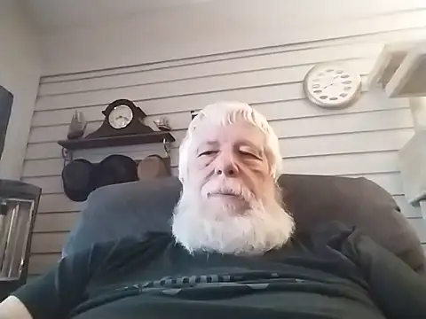 Snapshot of Futura_intx chatting on 17, 7, 2026 Futura intx online show from 17, 7, 2026
