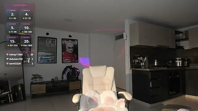 Snapshot of CamiRyder chatting on 31, 5, 2026 CamiRyder online show from 31, 5, 2026