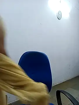 Snapshot of Lucky-Deepthi chatting on 16, 9, 2025 Lucky-Deepthi online show from 16, 9, 2025