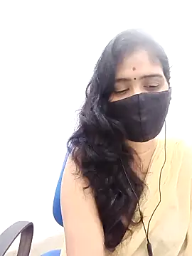 Snapshot of Lucky-Deepthi chatting on 28, 9, 2025 Lucky-Deepthi online show from 28, 9, 2025