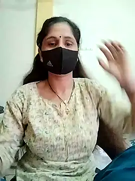 Snapshot of priyancyfun chatting on 17, 2, 2025 priyancyfun online show from 17, 2, 2025