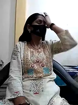 Snapshot of priyancyfun chatting on 11, 3, 2025 priyancyfun online show from 11, 3, 2025