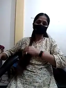 Snapshot of priyancyfun chatting on 18, 3, 2025 priyancyfun online show from 18, 3, 2025