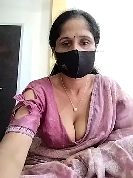 Snapshot of priyancyfun chatting on 7, 10, 2025 priyancyfun online show from 7, 10, 2025