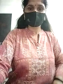 Snapshot of priyancyfun chatting on 17, 10, 2025 priyancyfun online show from 17, 10, 2025