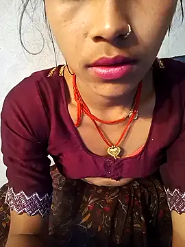 Amaya Bajwa online show from 3, 2, 2025