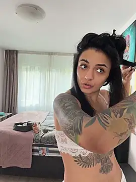 NNNoire online show from 13, 4, 2026