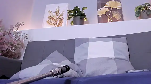 sara  jones gh online show from 26, 2, 2026