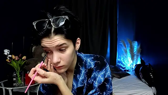 Hyeon Jin online show from 16, 3, 2025