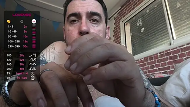 thefrenchkiss25 online show from 7, 4, 2026