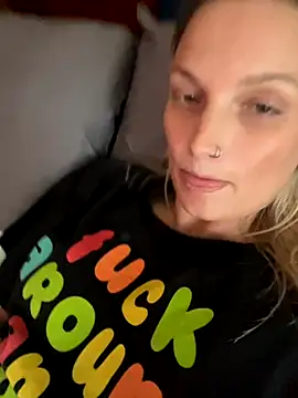 justpeachybaby online show from 30, 9, 2025