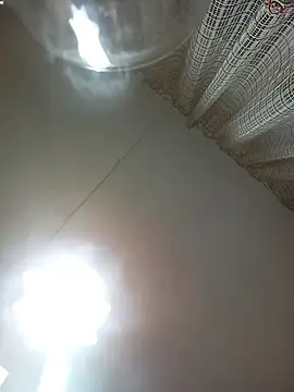 Lauren Amabel online show from 9, 4, 2026