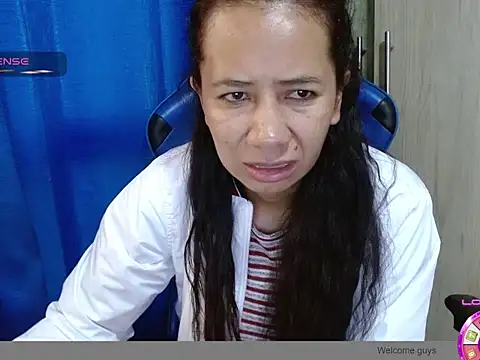 Snapshot of Danielagomez33 chatting on 18, 3, 2026 Danielagomez33 online show from 18, 3, 2026