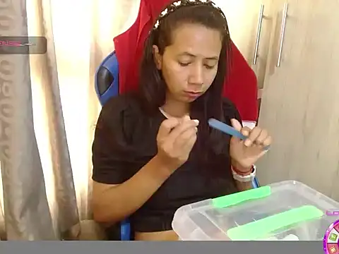 Snapshot of Danielagomez33 chatting on 7, 4, 2026 Danielagomez33 online show from 7, 4, 2026