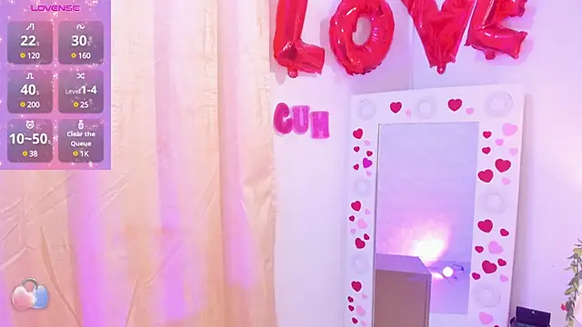 Snapshot of VeronicaOlson_ chatting on 9, 3, 2025 VeronicaOlson online show from 9, 3, 2025