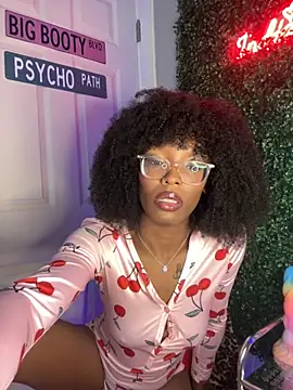 Snapshot of idaaloveexx chatting on 12, 10, 2025 idaaloveexx online show from 12, 10, 2025