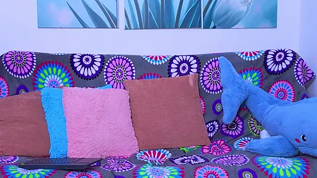 Ana and Leo online show from 11, 7, 2026