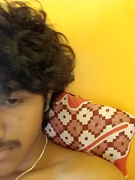 Snapshot of CosmicEmuu chatting on 18, 1, 2025 CosmicEmuu online show from 18, 1, 2025