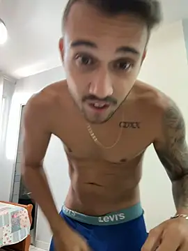 Snapshot of carvalhofelipe chatting on 2, 2, 2025 carvalhofelipe online show from 2, 2, 2025